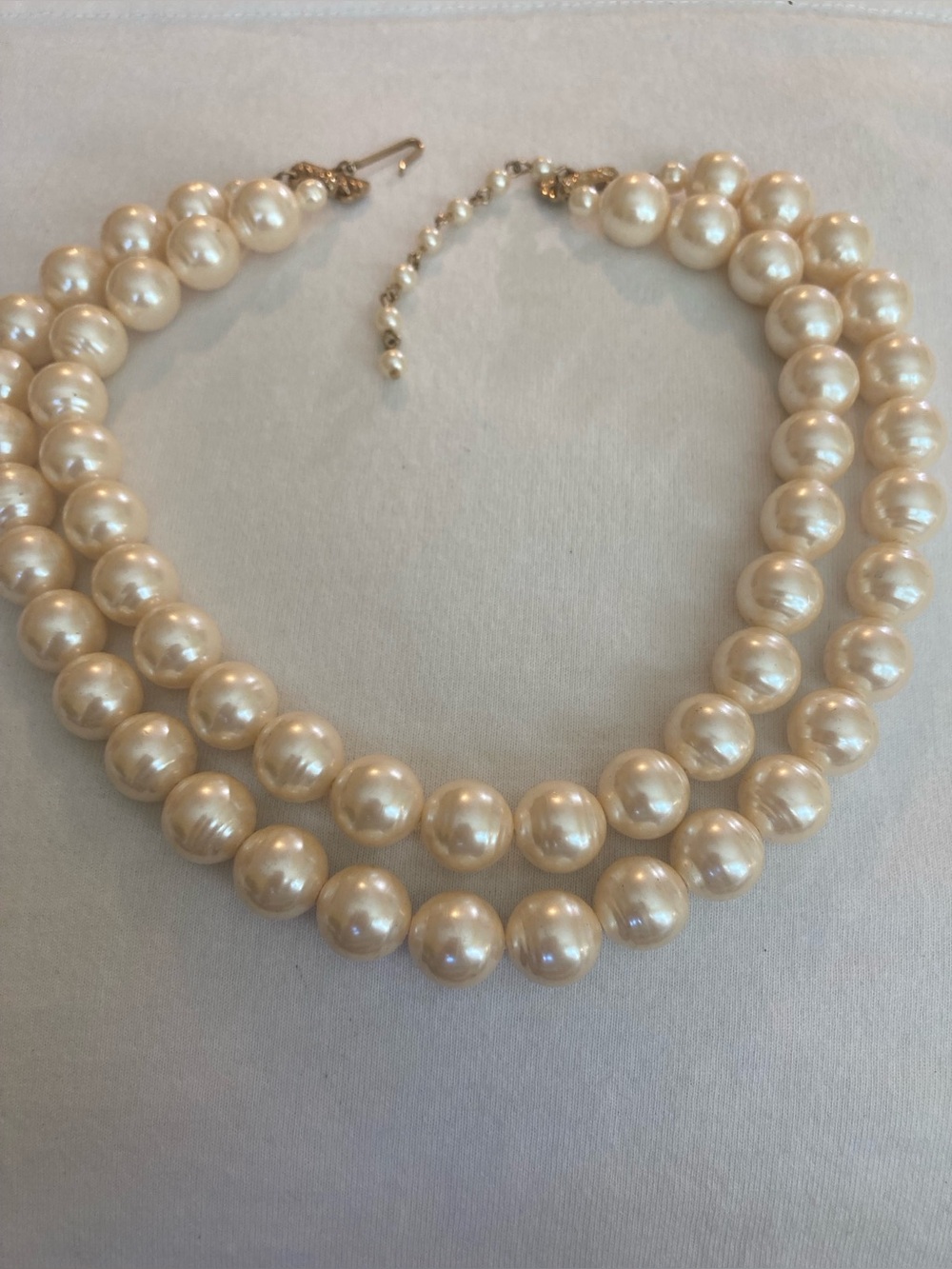 Double Strands Vintage Faux Pearls Necklace
